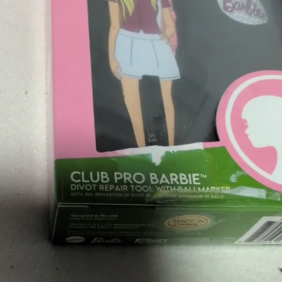 Barbie Putt Buddies Club Pro Barbie Divot Tools & Ball Markers - Picture 3 of 6